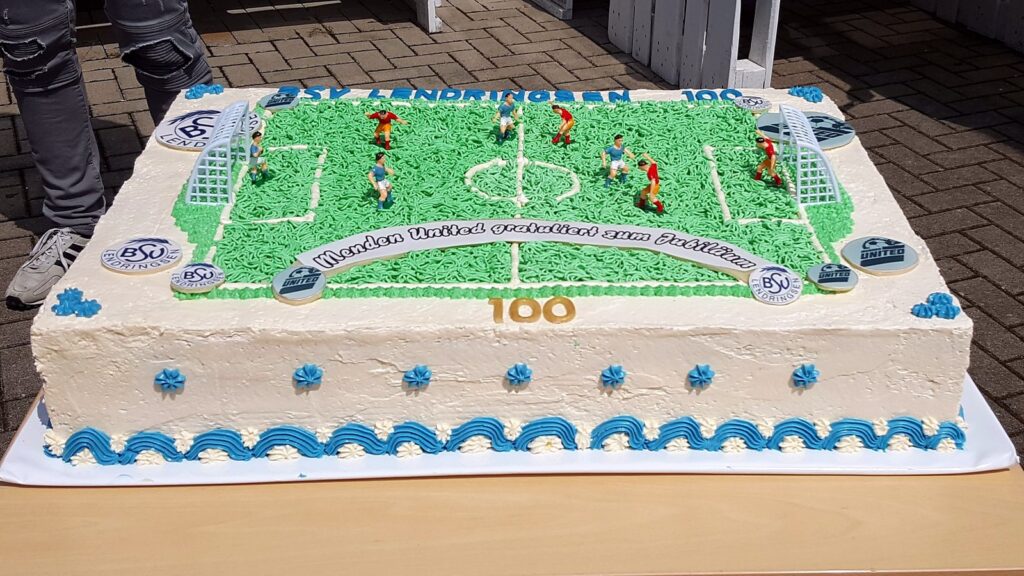 Torte zum 100-jährigen Jubiläum des BSV Lendringsen 1919